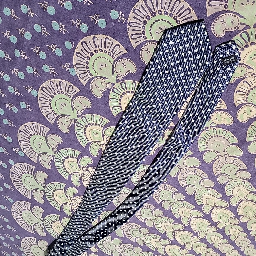 Krimson Polka Dot Tie